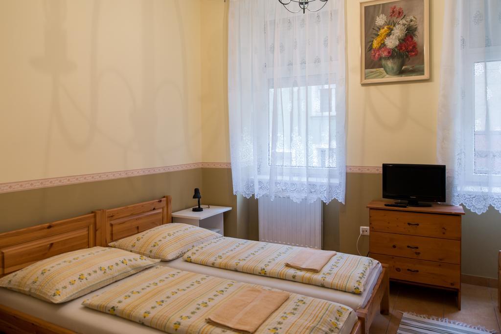 Taverna Panzio Sopron Eksteriør bilde